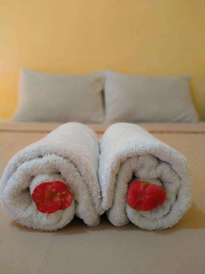 Kuta Garden Homestay ภายนอก รูปภาพ
